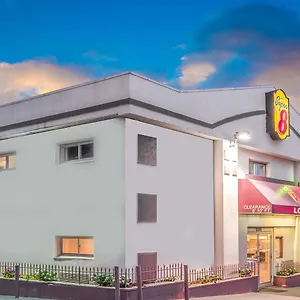 Hotel Super 8 By Wyndham Nj/nyc Area, North Bergen