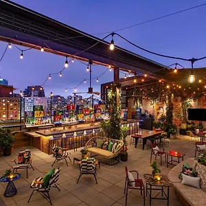 Moxy Nyc East Village Hotell